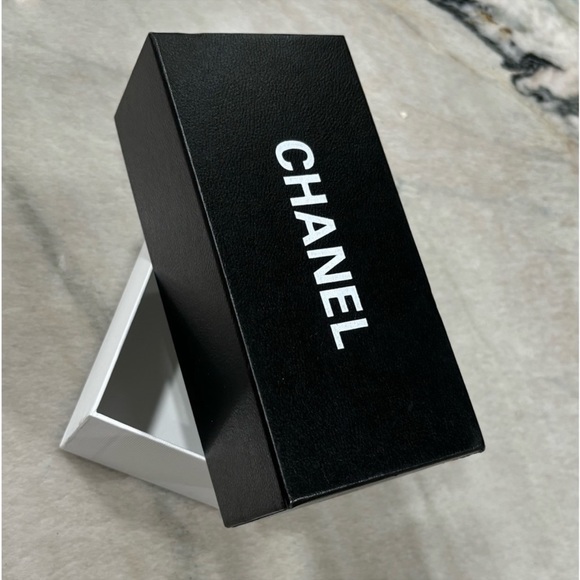 CHANEL empty box black white logo Chanel - Picture 2 of 8
